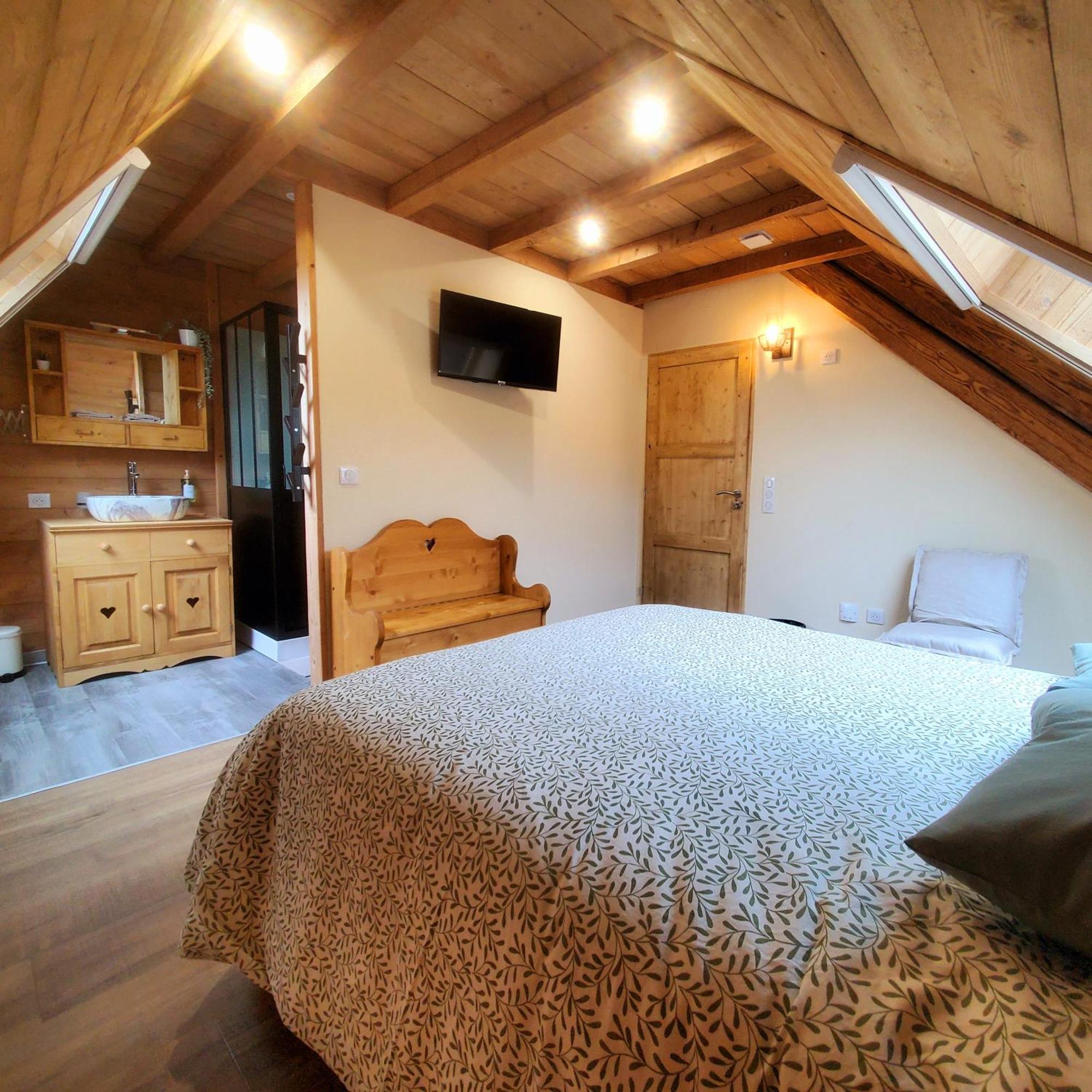 Del Vino Bar A Vin & Guitares Appartement Sauna Terrasse Garage Orchamps-Vennes Εξωτερικό φωτογραφία