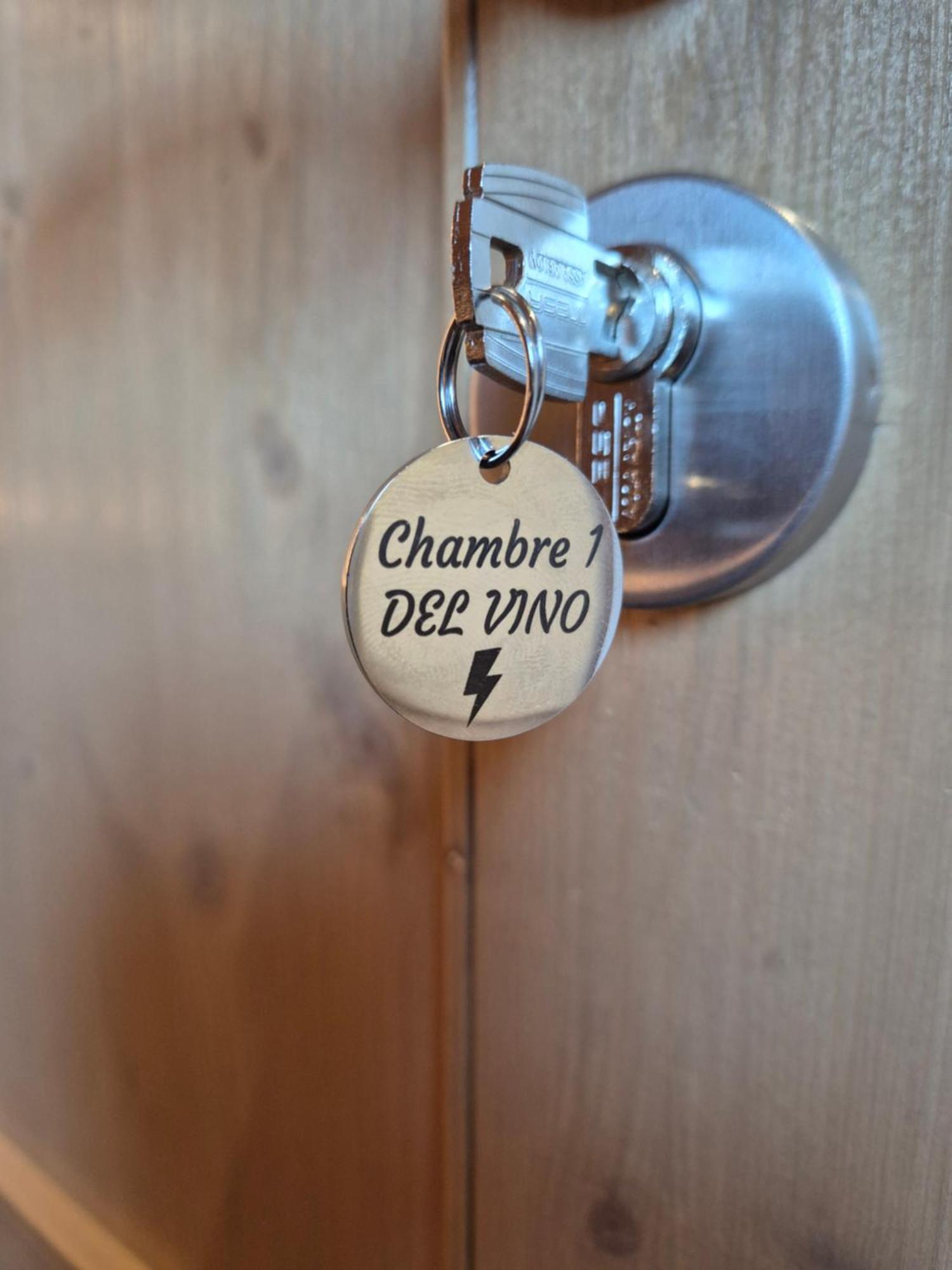 Del Vino Bar A Vin & Guitares Appartement Sauna Terrasse Garage Orchamps-Vennes Εξωτερικό φωτογραφία